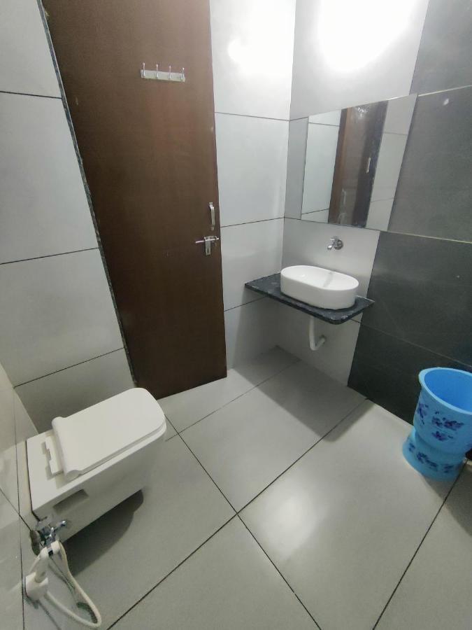 Hotel Sai Ssl Shirdi Exterior foto